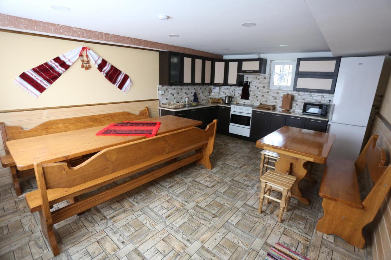 Fazenda Kosiv Hotel Екстериор снимка